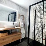 Spacious Loft, Parking Free M Appartement *