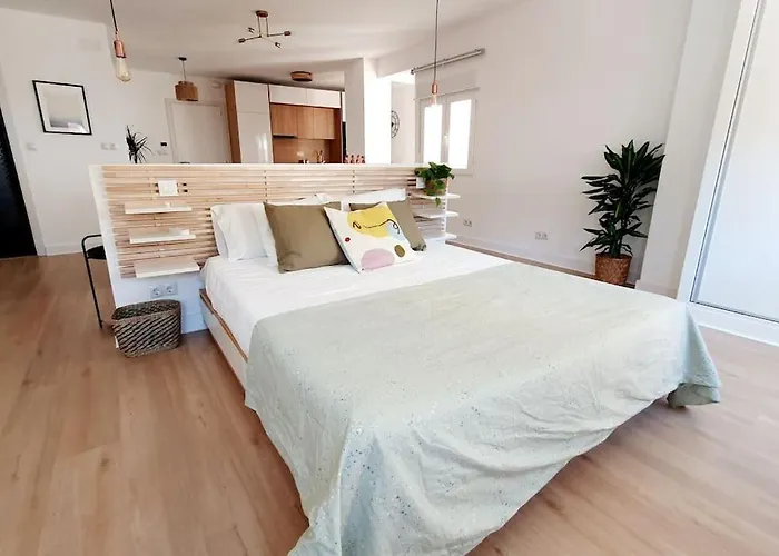 Apartament Spacious Loft, Parking Free M Malaga