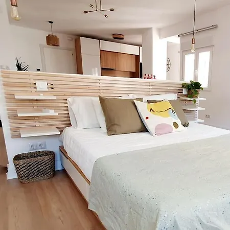 Spacious Loft, Parking Free M Málaga